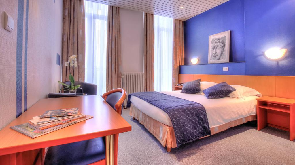 Hotel Le Terminus Mons Szoba fotó