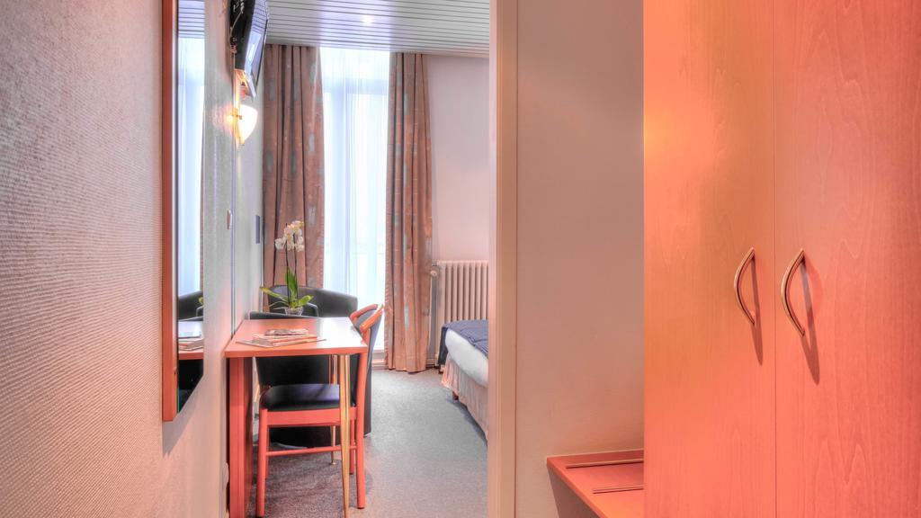 Hotel Le Terminus Mons Szoba fotó