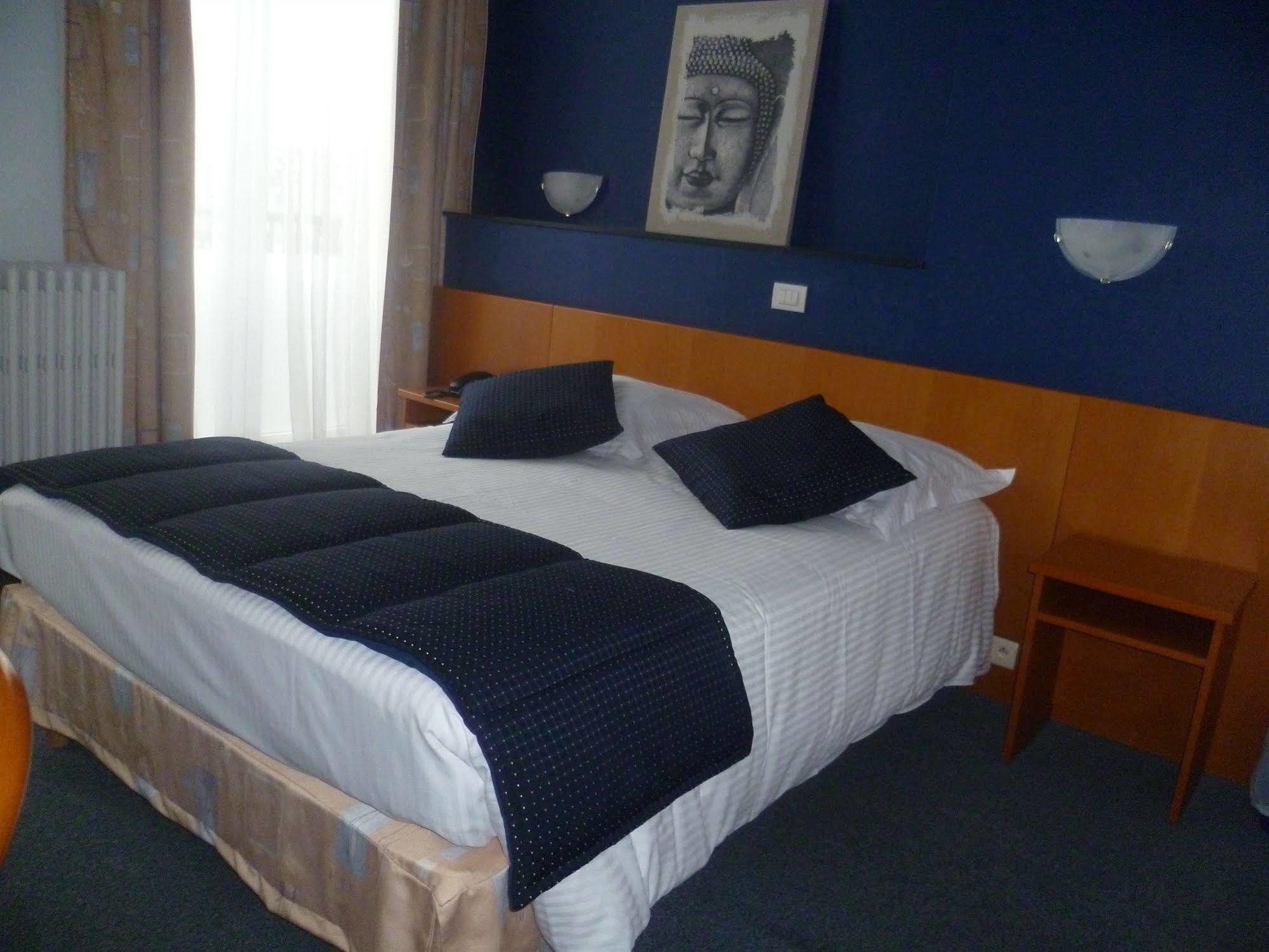 Hotel Le Terminus Mons Kültér fotó