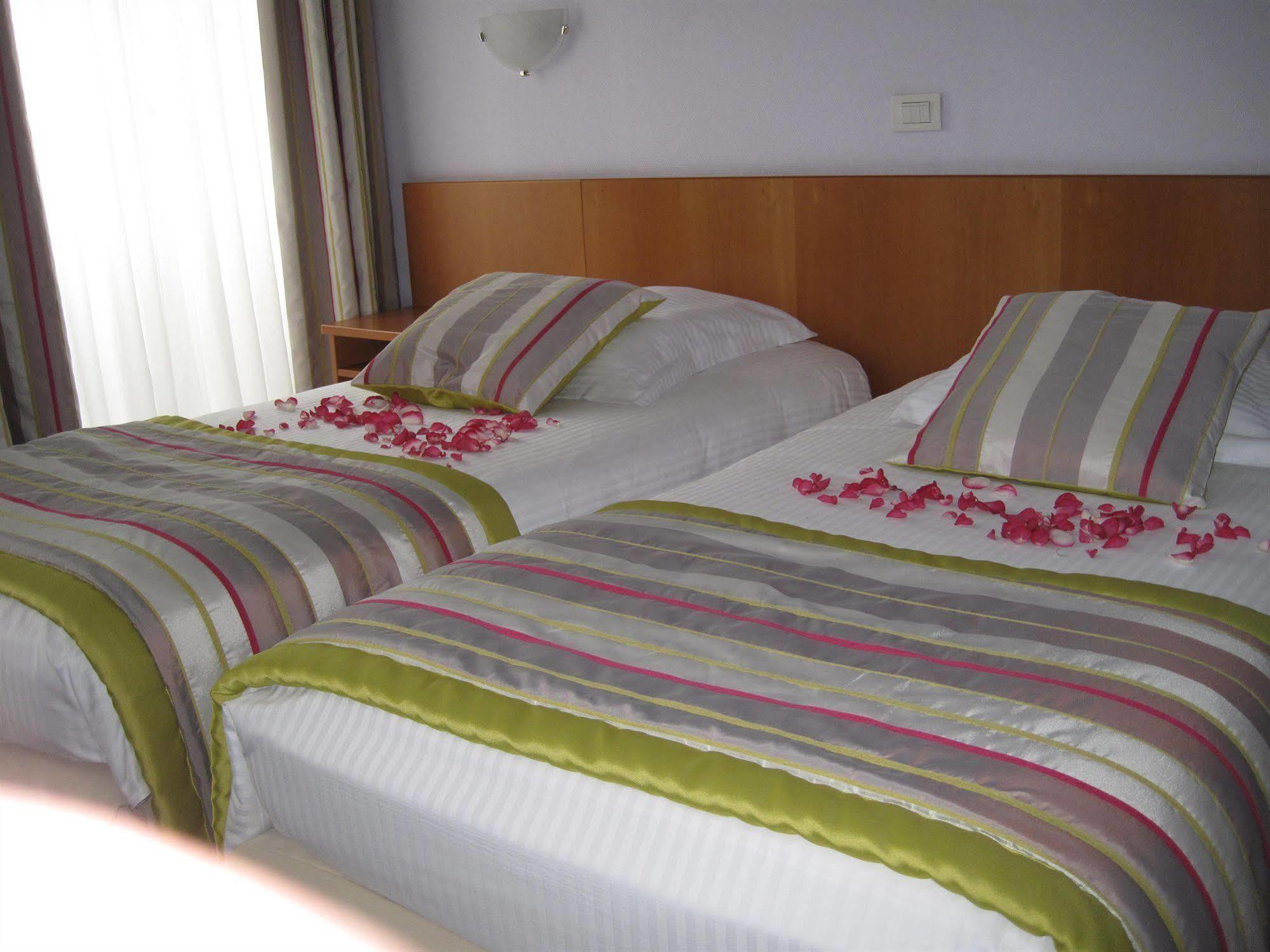 Hotel Le Terminus Mons Kültér fotó